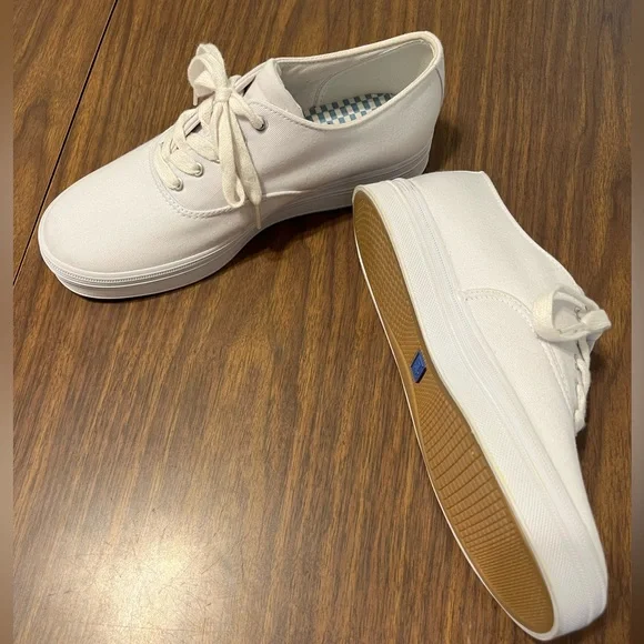 Keds White Canvas Sneakers Brand New Women’s 8 Wide - Picture 5 of 5